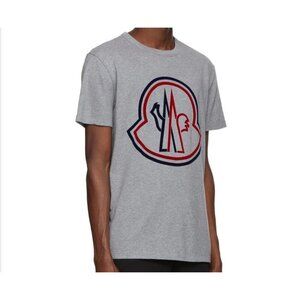Moncler flocked Logo Short Sleeve Cotton T-Shirt – Size M, gray